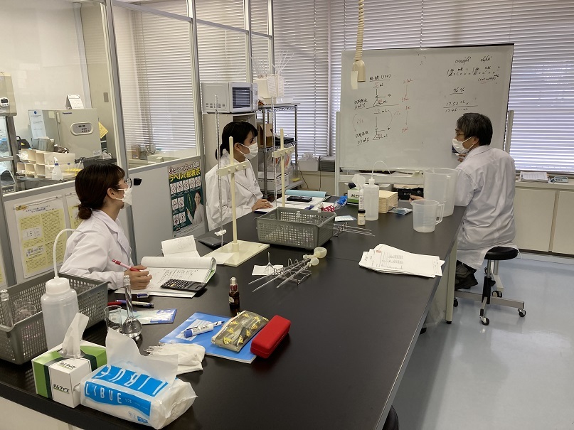 有機合成のお仕事
