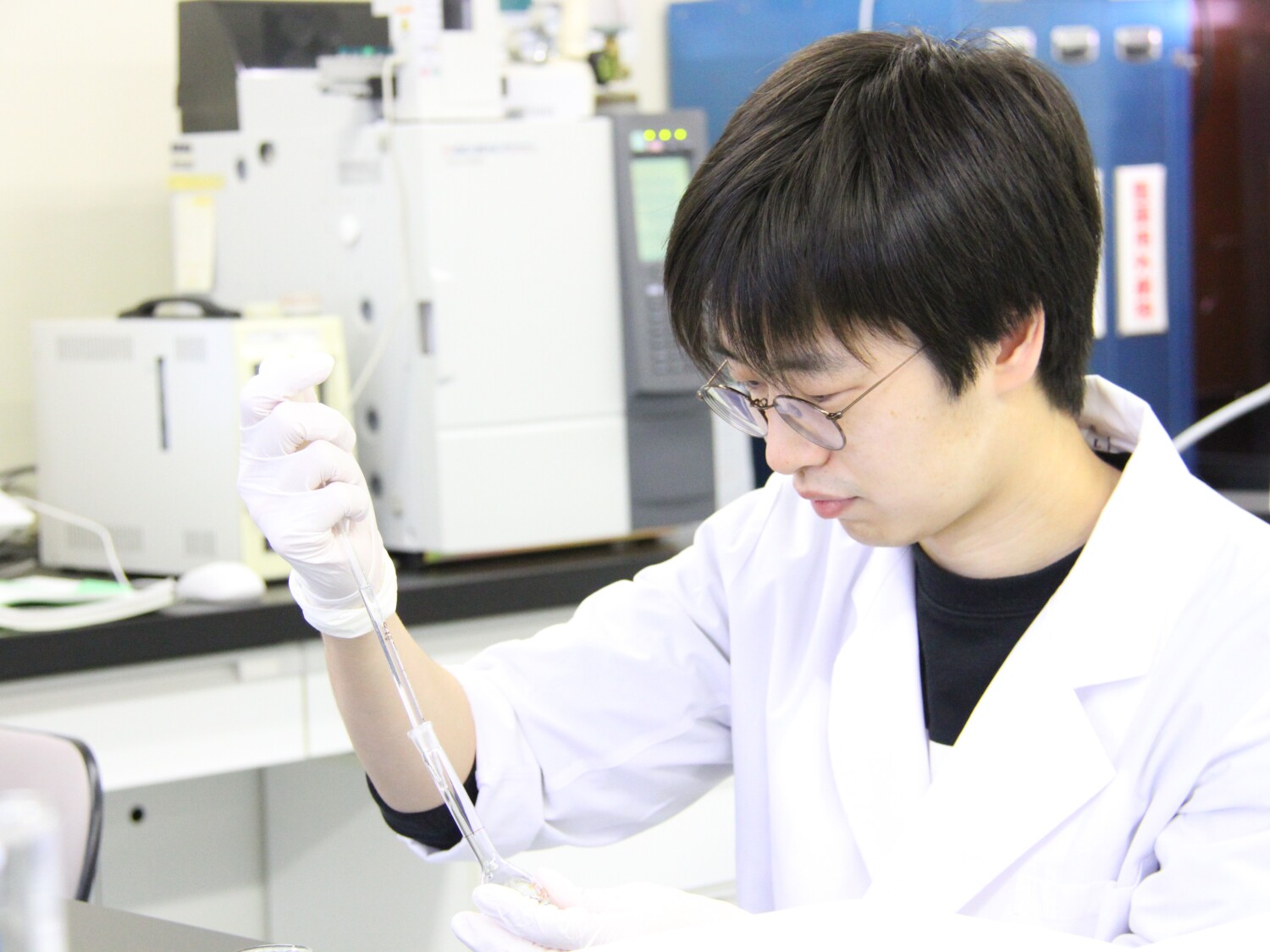 【鹿児島県鹿児島市】医薬品の分析(濃度、残留成分等)実験業務