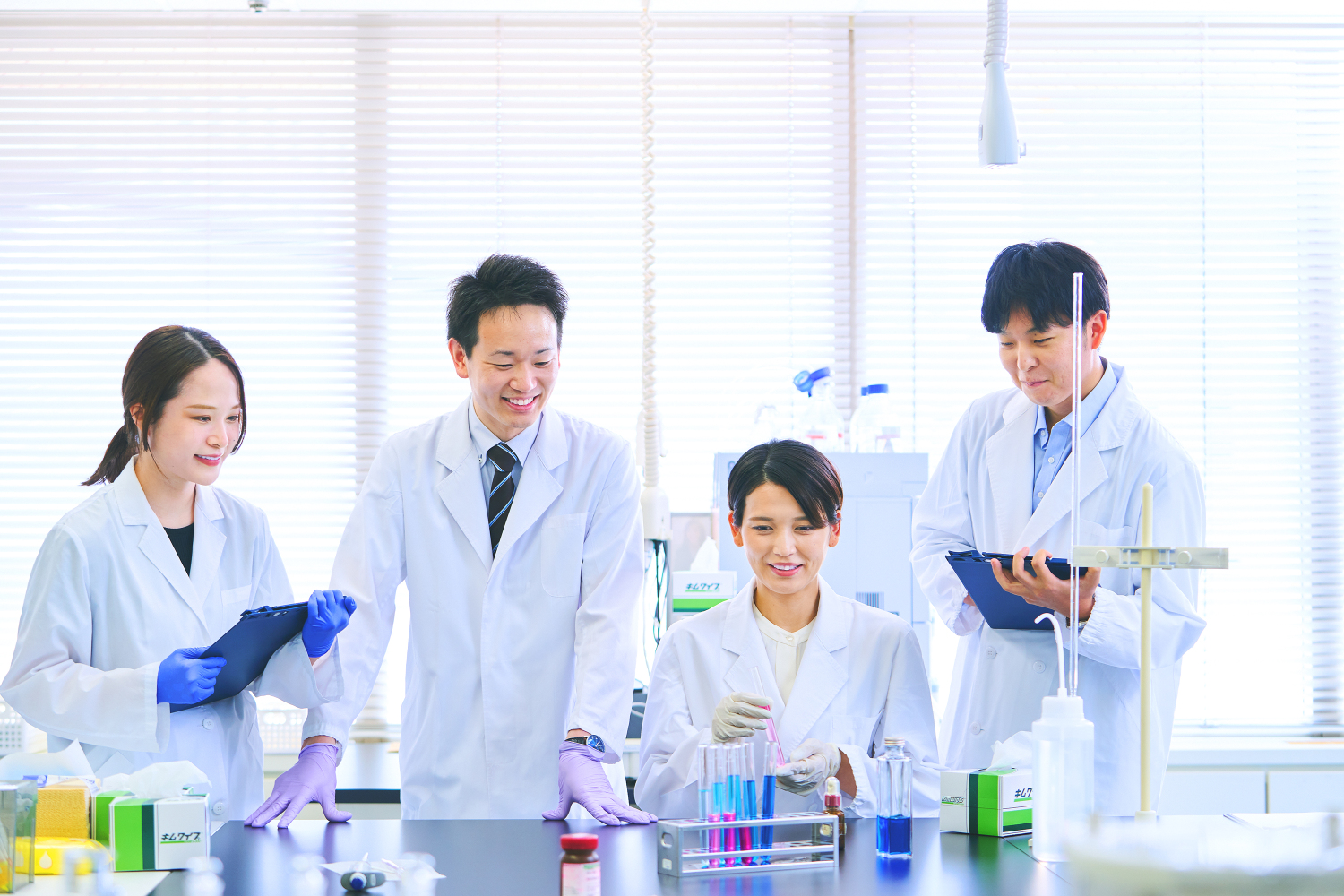 【神奈川】輸液・注射剤を中心とする医薬品メーカーの品質管理(課長クラス)
