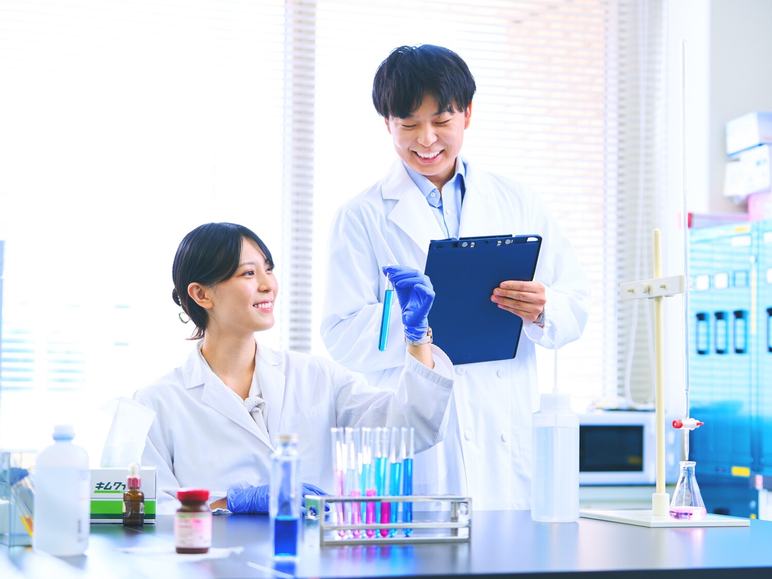 遺伝子解析関わる検査・実験業務