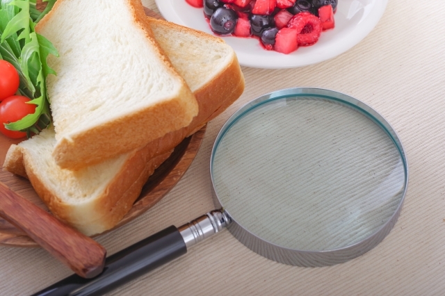 水分計や粘度計などを使用した検査業務(食品分析)