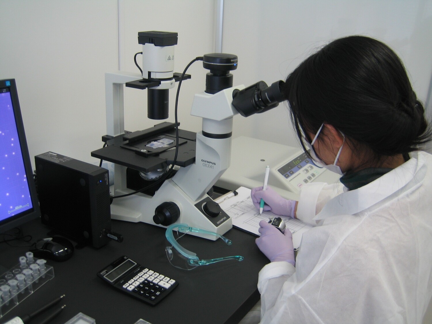 大手製薬メーカーでの微生物試験