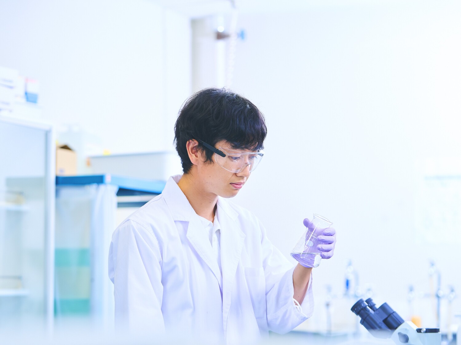 再生医療の未来を支える細胞培養業務