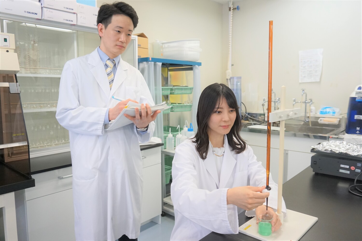 大手化学メーカーで新製品材料の開発評価