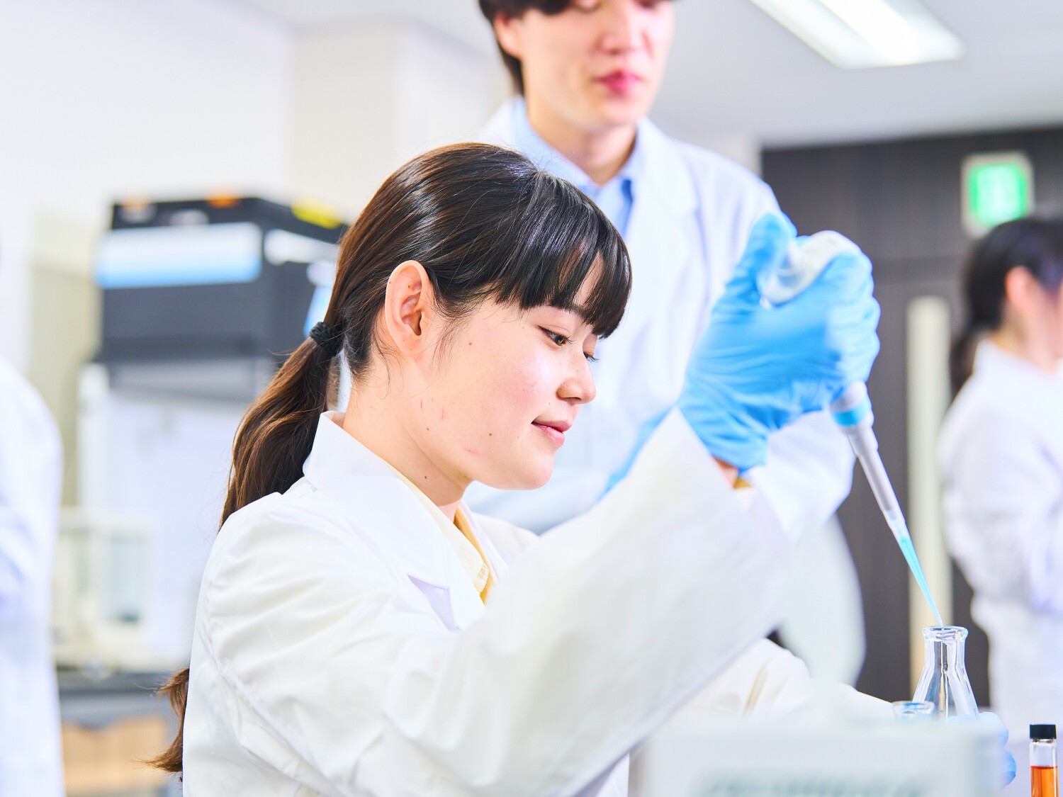 分析センターでの測定評価業務(無機元素含有量の測定など)