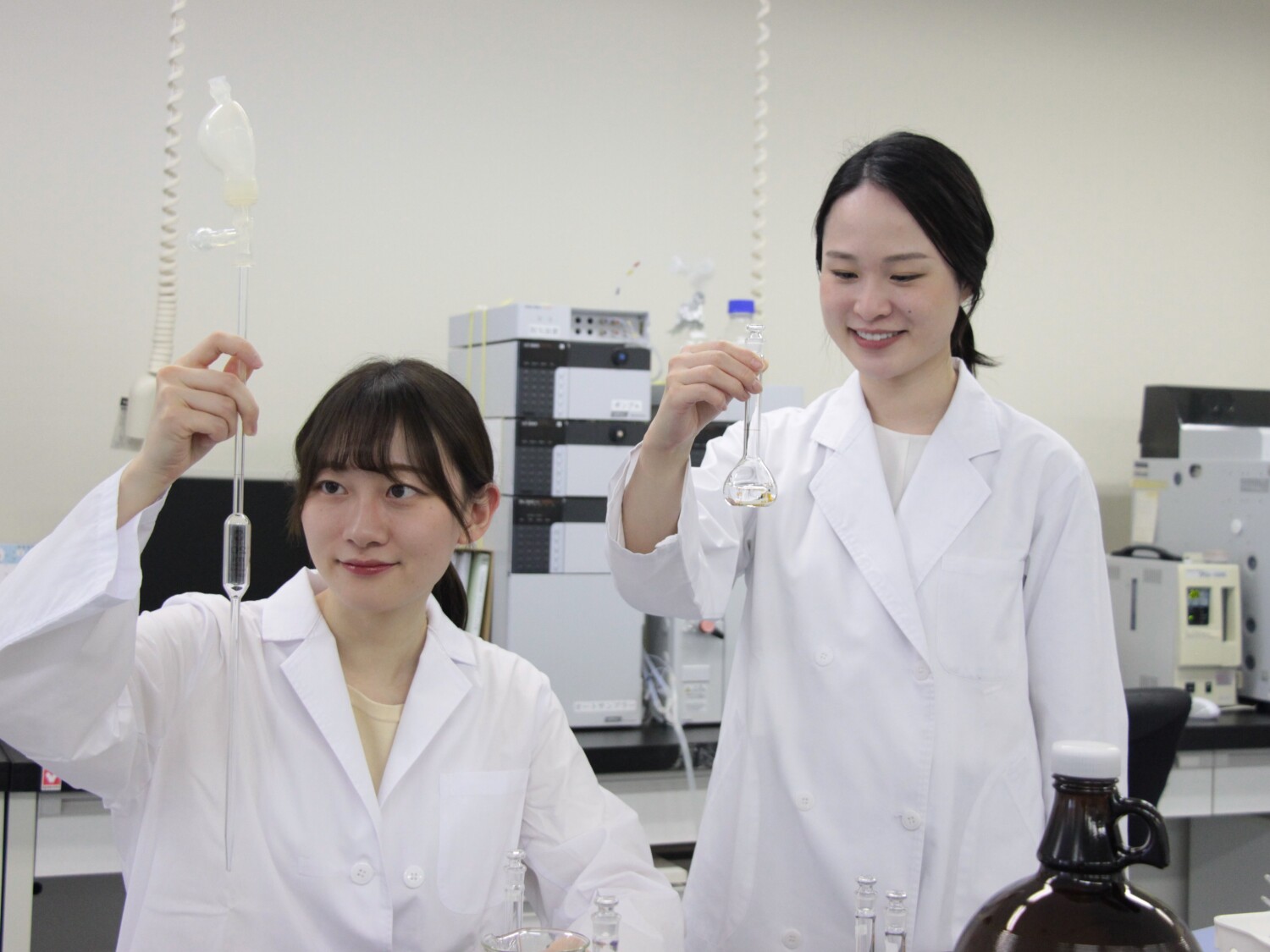 大手化学メーカーでの分析業務