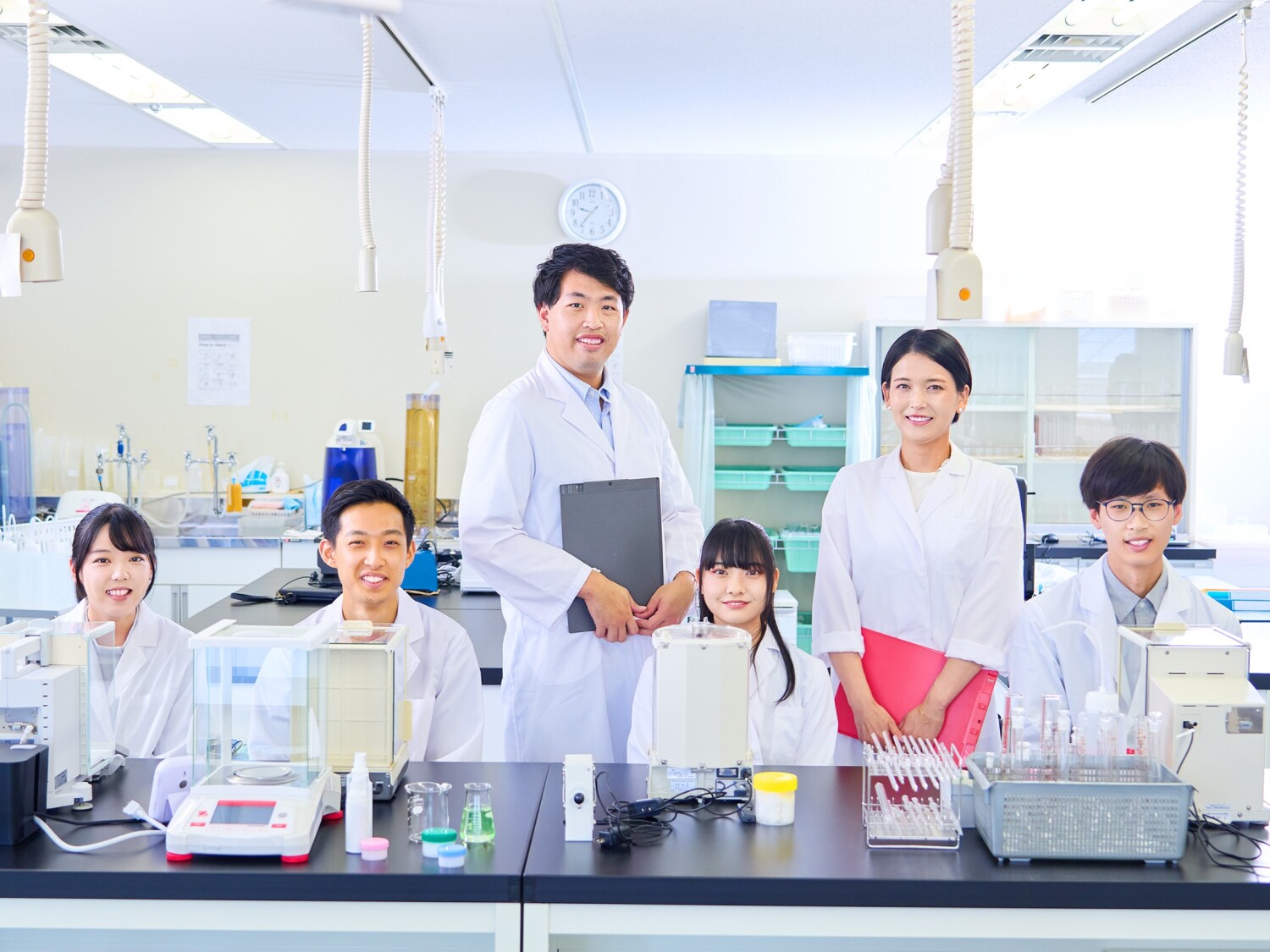 大手化学メーカーでの品質管理業務