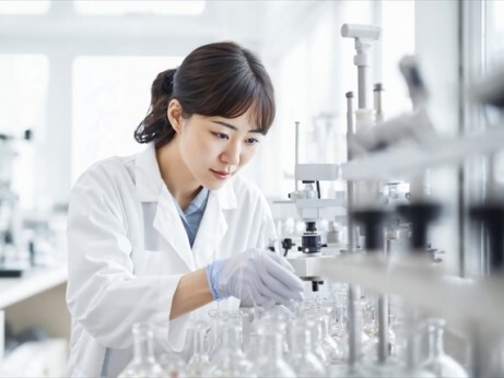 【有機合成×次世代材料 第二新卒歓迎】社会課題に挑む有機合成研究者