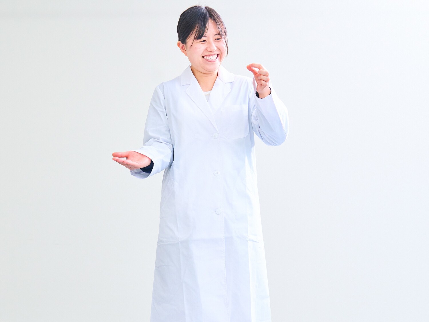 【大阪市中央区】化粧品メーカー／研究開発(サンプル試作・官能試験)／TVCMでよく耳にするご存じの企業です！！