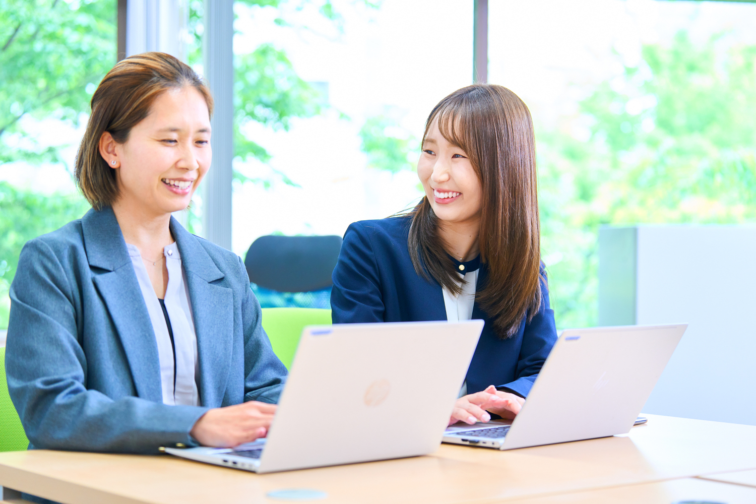 内勤CRA｜オペレーションサポート／CRA経験活かせる◎臨床開発の内勤職