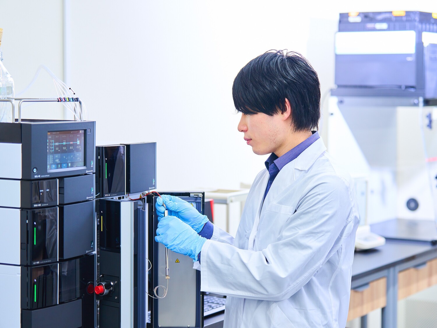 【三田市】食品用香料の開発や販売を行う会社で機器分析や官能検査をお任せ！／GCの使用経験者、歓迎☆彡／車通勤OK