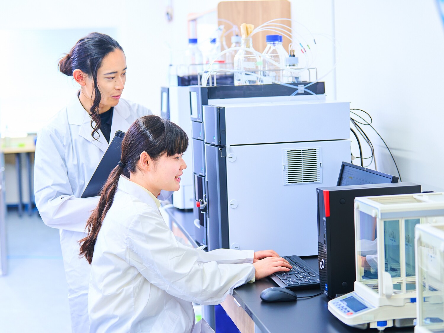 【福井県勝山市】医薬品の品質試験スタッフ／理系知識を活かせる専門職